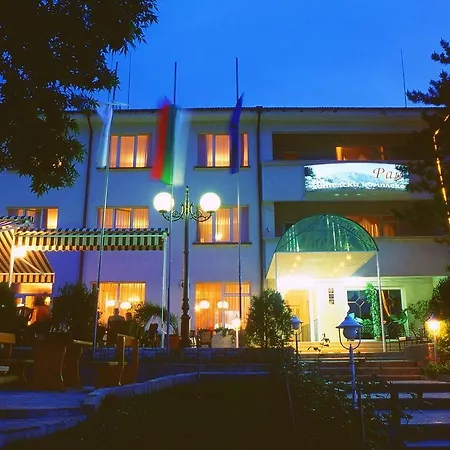 Paradise Hotel