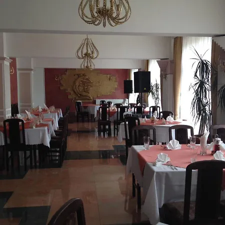 Paradise Hotel